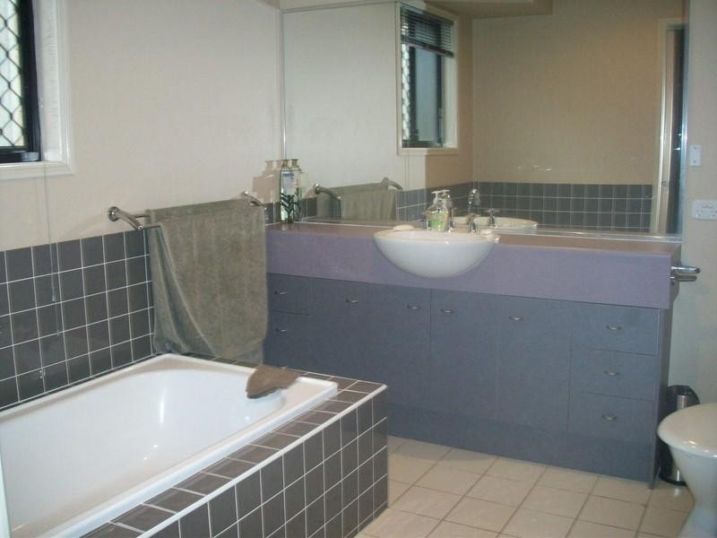 120 Jubilee Avenue, Forest Lake QLD 4078