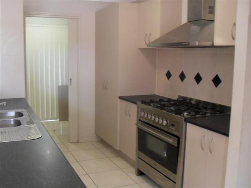 3 Chevron Close, Forest Lake QLD 4078