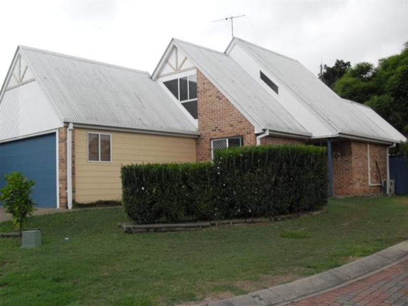 8 Cedar Close, Forest Lake QLD 4078