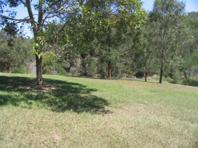 1 Woodland Drive, Pullenvale QLD 4069