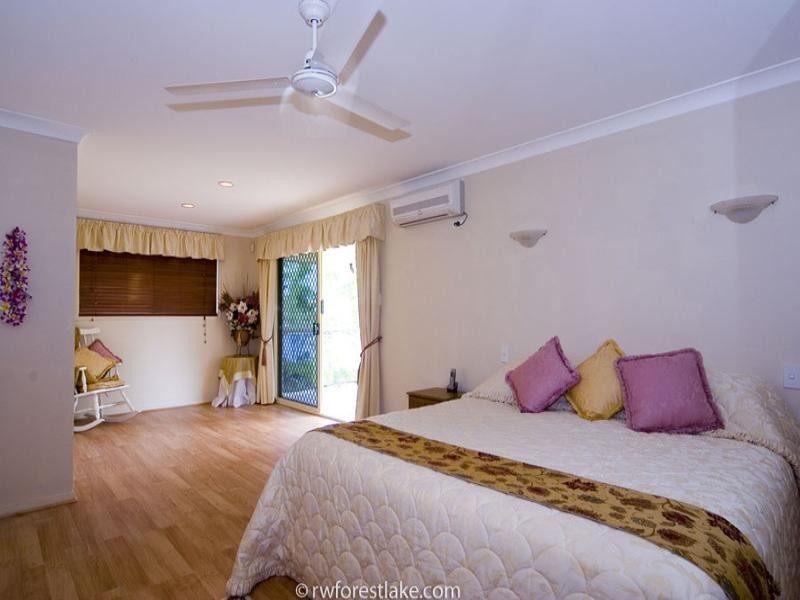 82 Wivenhoe Circuit, Forest Lake QLD 4078