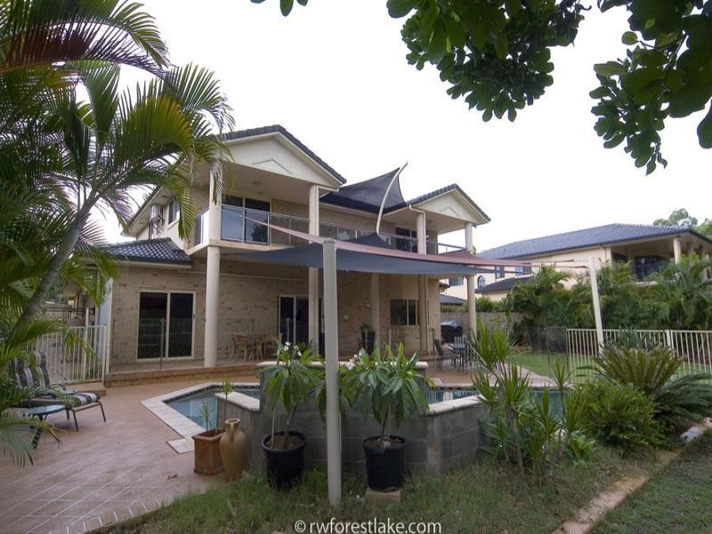 82 Wivenhoe Circuit, Forest Lake QLD 4078