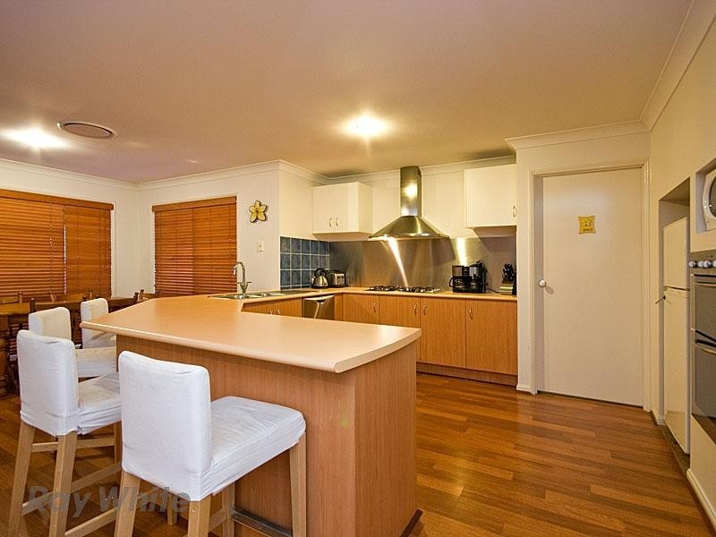 3 Belmore Crescent, Forest Lake QLD 4078