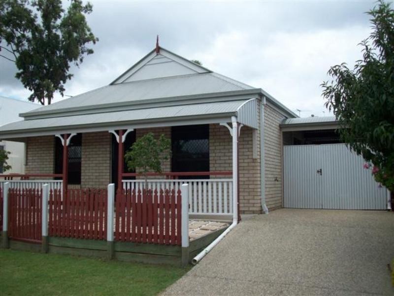 5 Wintergreen Lane, Forest Lake QLD 4078