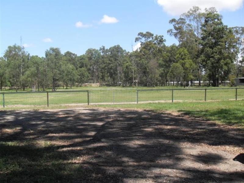 97 Sweets Road, Forest Lake QLD 4078