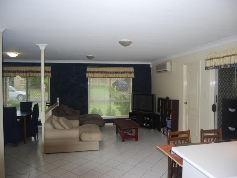 10 Macquarie Circuit, Forest Lake QLD 4078