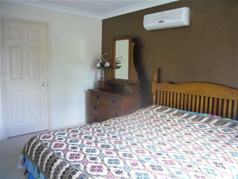 12 Desoto Place, Forest Lake QLD 4078