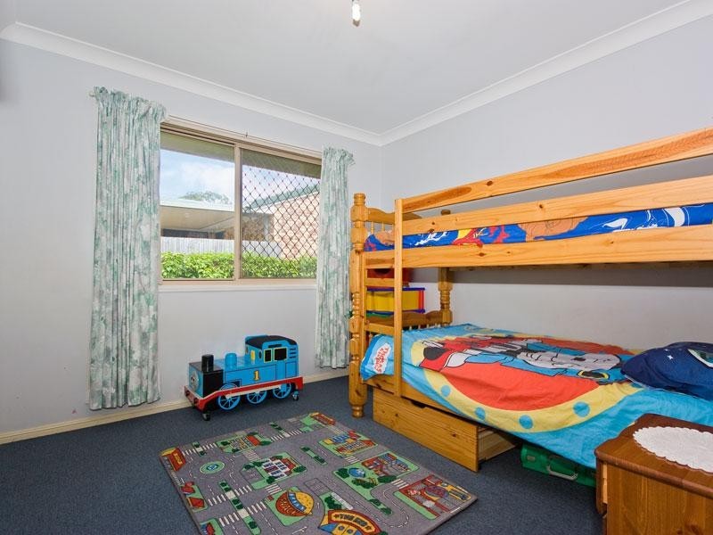 40 Serrata Circuit, Forest Lake QLD 4078