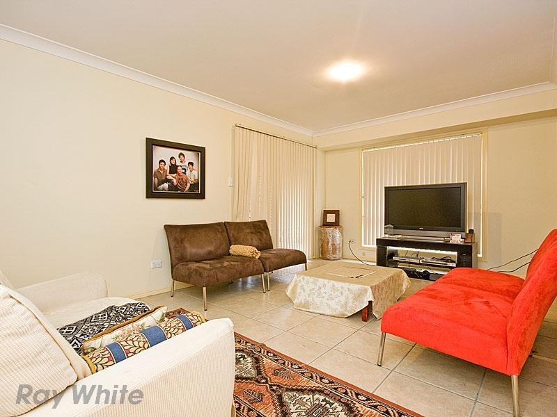 121 Jubilee Avenue, Forest Lake QLD 4078