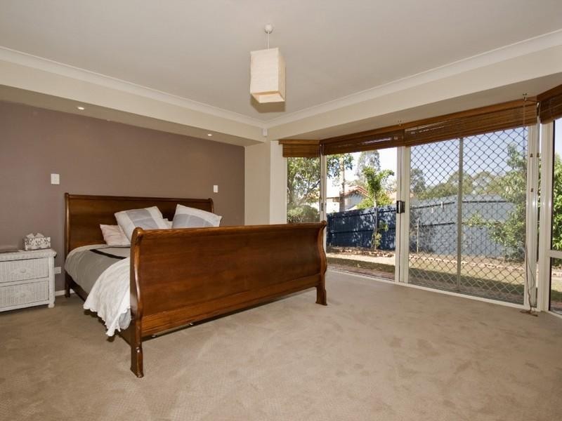 32 Alexandrina Circuit, Forest Lake QLD 4078