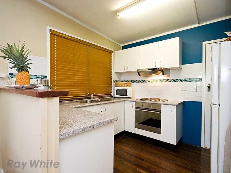 17 Southern Cross Avenue, Darra QLD 4076