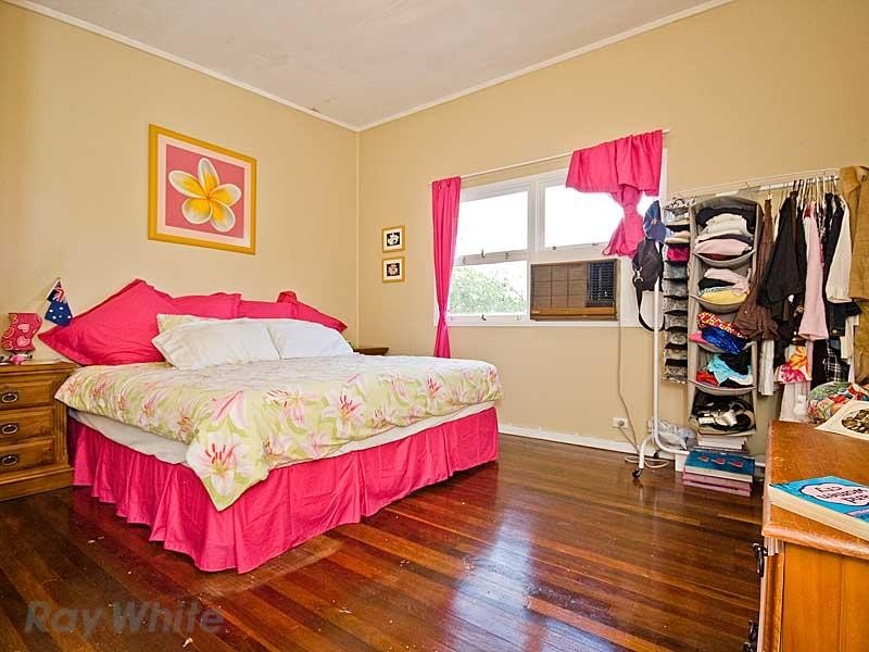 17 Southern Cross Avenue, Darra QLD 4076