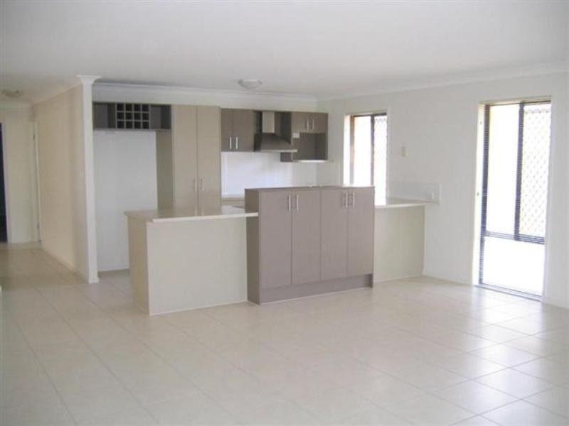 25 Tropical Drive, Forest Lake QLD 4078