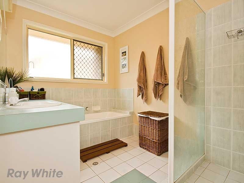 128 Laricina Circuit, Forest Lake QLD 4078