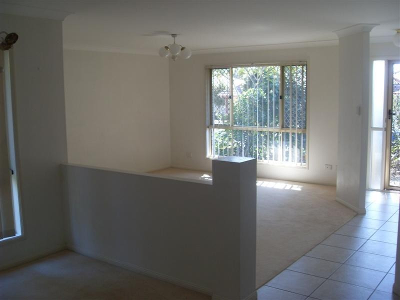 5 Sugarloaf Street, Forest Lake QLD 4078