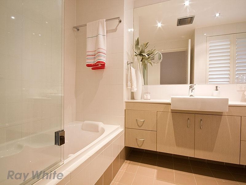 Forest Lake QLD 4078