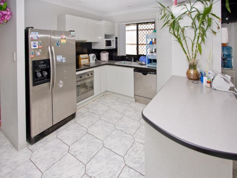 10 Kirrama Place, Forest Lake QLD 4078