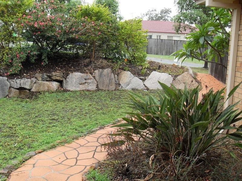 71 Cascades Drive, Forest Lake QLD 4078