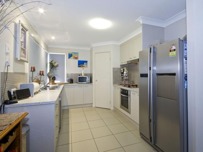 9 Sunny Street, Doolandella QLD 4077