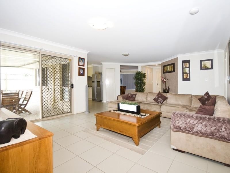 9 Sunny Street, Doolandella QLD 4077