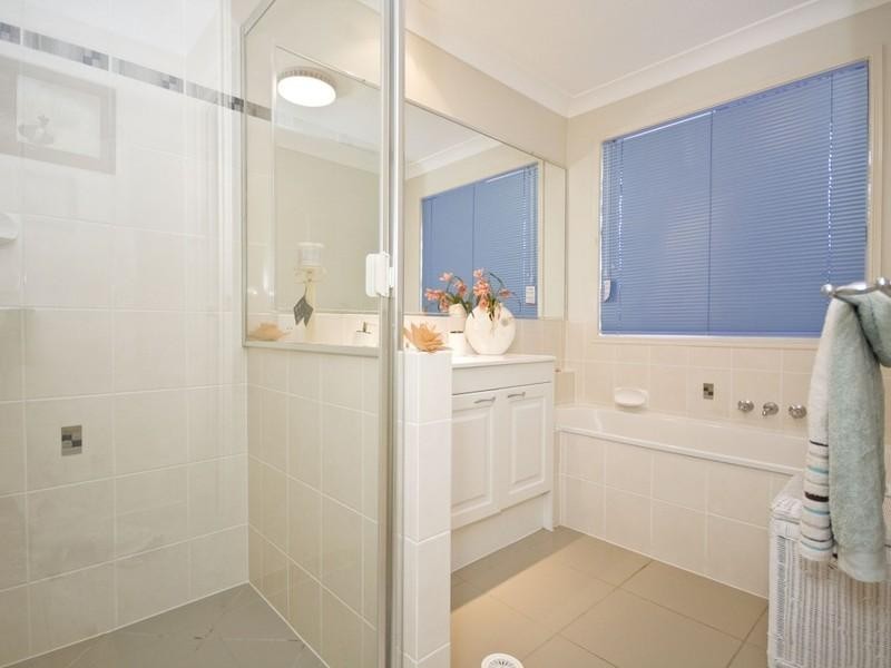 9 Sunny Street, Doolandella QLD 4077