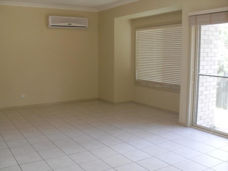 9 Drake Place, Forest Lake QLD 4078