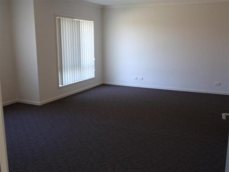 3 Bottlebrush Street, Forest Lake QLD 4078