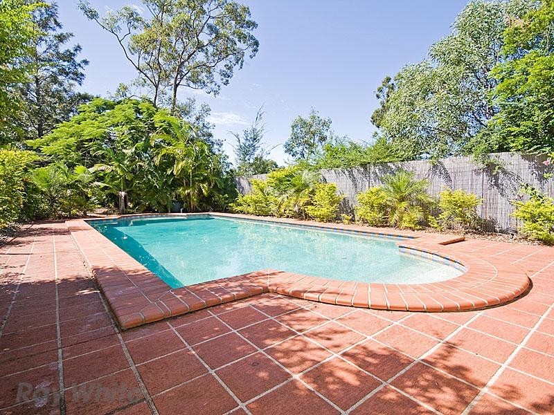 25 Totara Place, Forest Lake QLD 4078