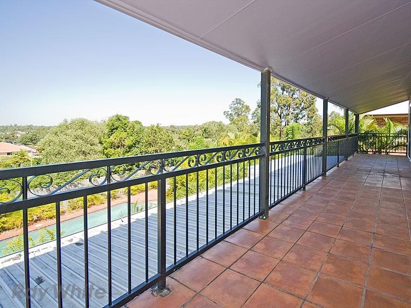 25 Totara Place, Forest Lake QLD 4078