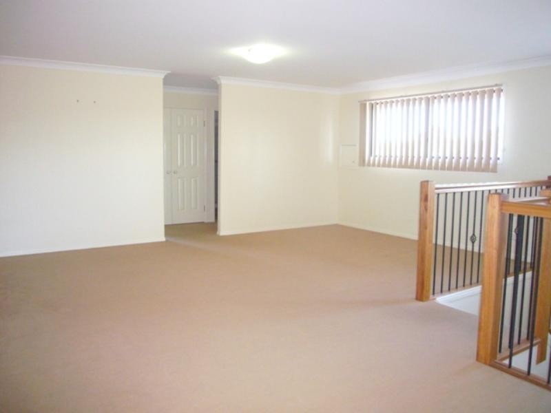 7 Sorrento Way, Forest Lake QLD 4078