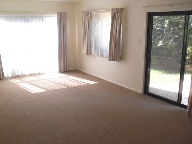 7 Sorrento Way, Forest Lake QLD 4078