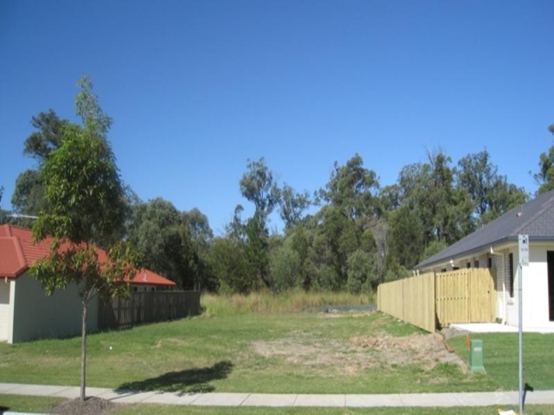 100 Parkwood Drive, Heathwood QLD 4110