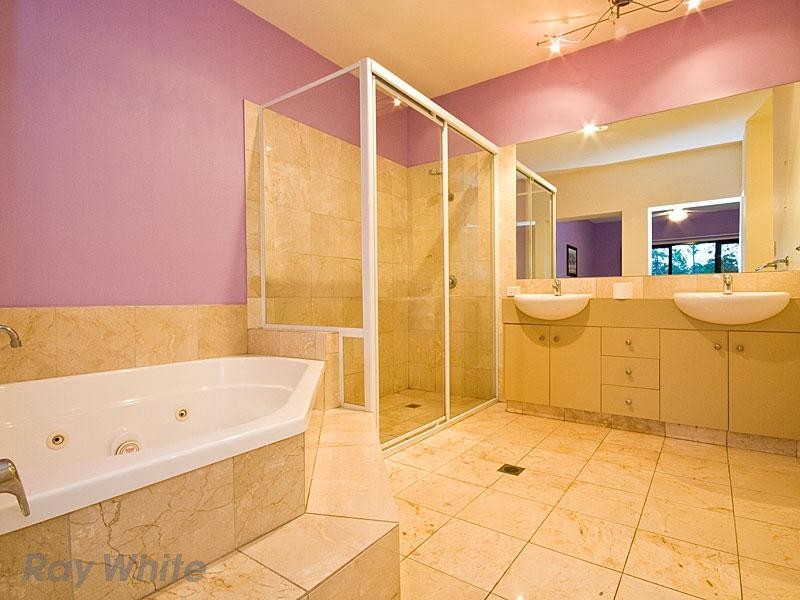 37 Alexandrina Circuit, Forest Lake QLD 4078