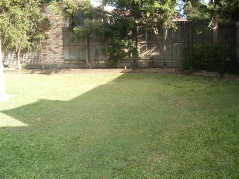 17 Columbus Place, Forest Lake QLD 4078