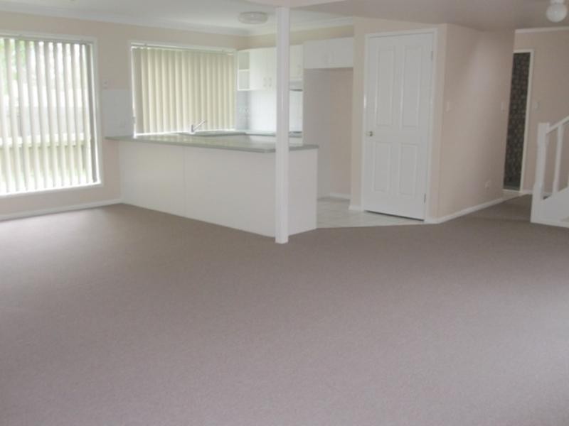 64 Hampstead Street, Forest Lake QLD 4078