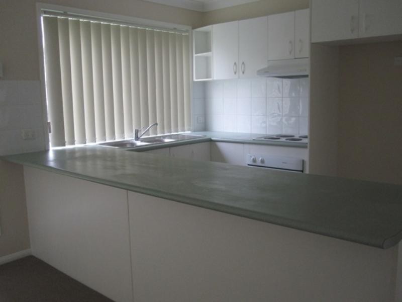 64 Hampstead Street, Forest Lake QLD 4078