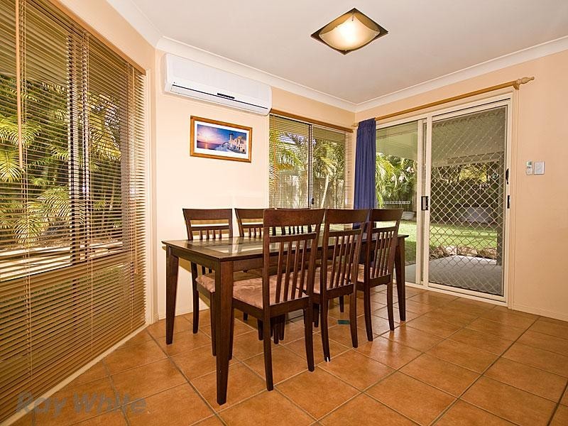 8 Thornton Close, Forest Lake QLD 4078