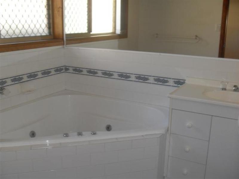 11 Glengyle Place, Forest Lake QLD 4078