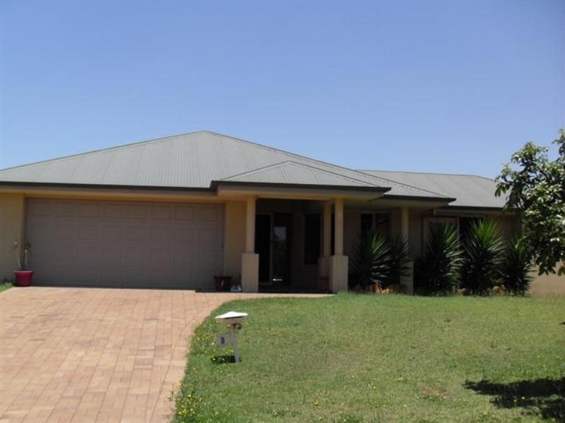 8 Doncaster Place, Forest Lake QLD 4078