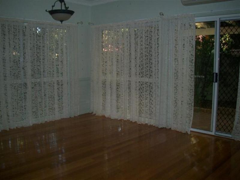 4 Halifax Court, Forest Lake QLD 4078