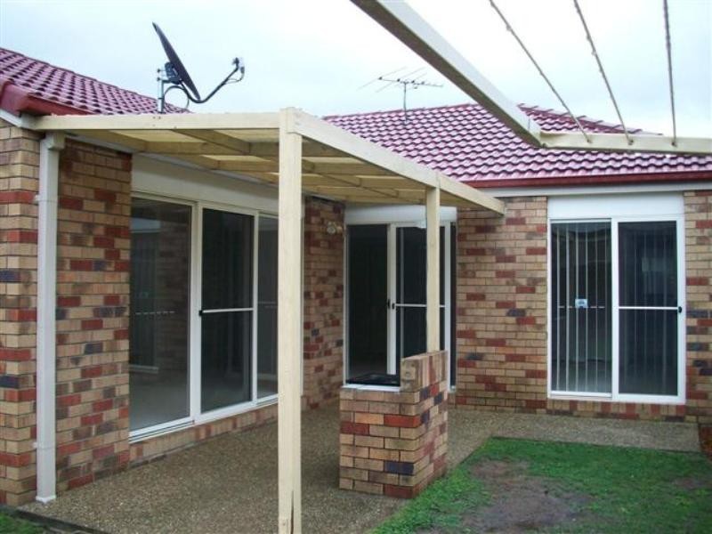 31 Carolina Parade, Forest Lake QLD 4078