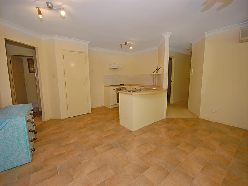 12 St James Street, Forest Lake QLD 4078
