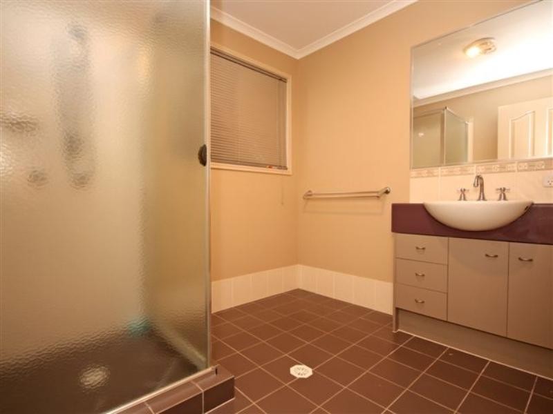 120 Jubilee Avenue, Forest Lake QLD 4078