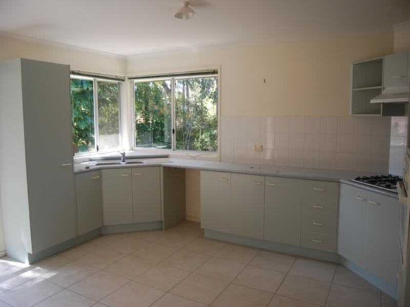 18 Pinaster Street, Forest Lake QLD 4078