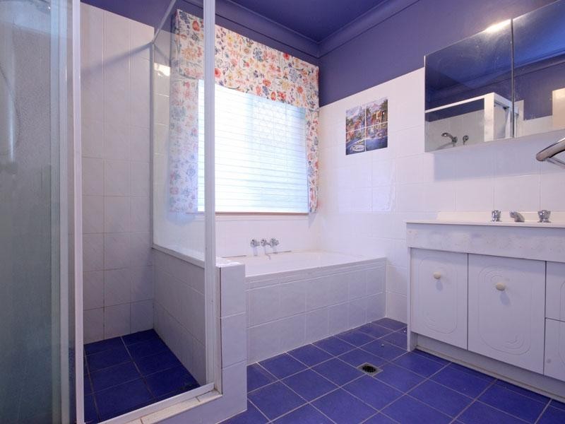 68 Oldbury Place, Forest Lake QLD 4078