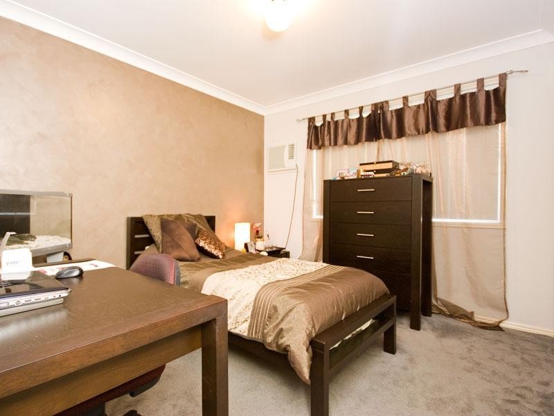 14 Barrier Place, Forest Lake QLD 4078