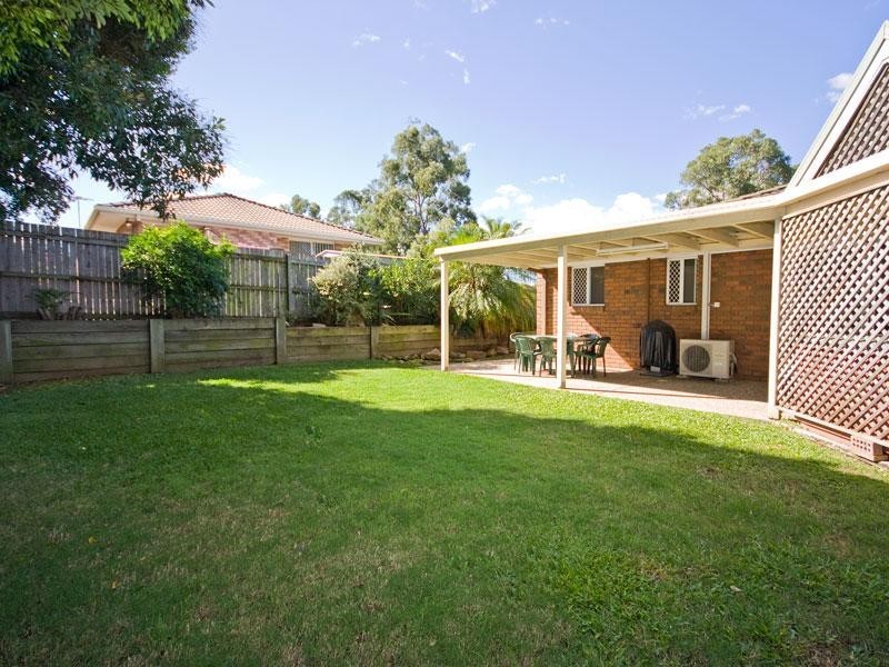 14 Barrier Place, Forest Lake QLD 4078