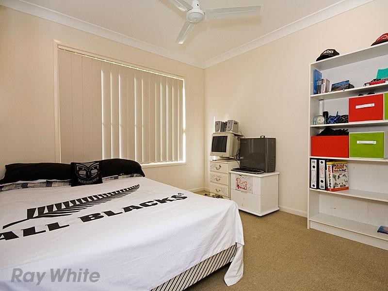 21 Sanctuary Drive, Forest Lake QLD 4078