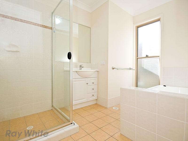 21 Sanctuary Drive, Forest Lake QLD 4078