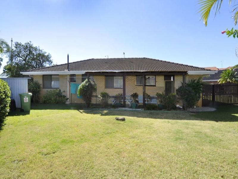 92 Sovereign Drive, Mermaid Waters QLD 4218